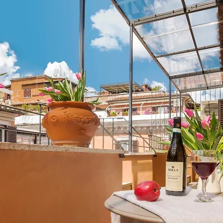 Lovely Spanish Steps With Balcony Apartment Rome