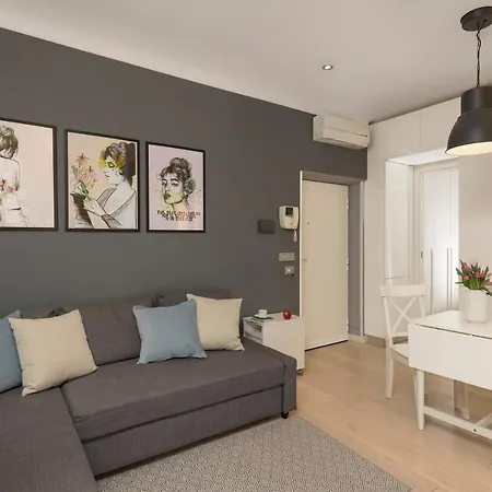 Apartment Lovely Spanish Steps With Balcony Rome