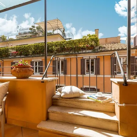 Lovely Spanish Steps With Balcony Apartment